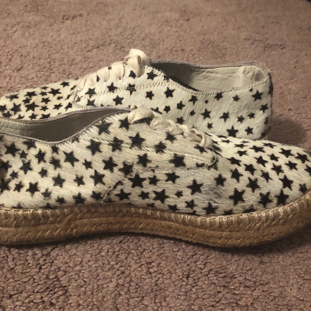 Espadrilles - Picture 3 of 3